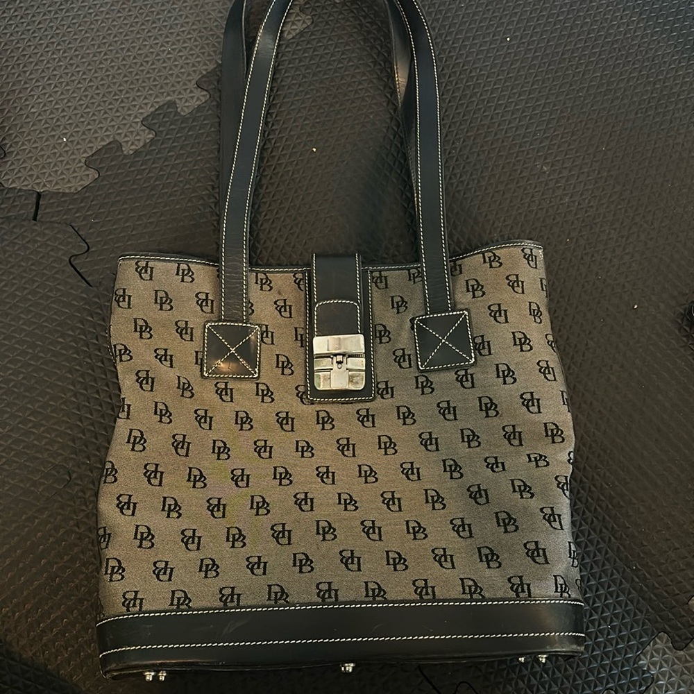 Dooney & Bourke Tote Bag